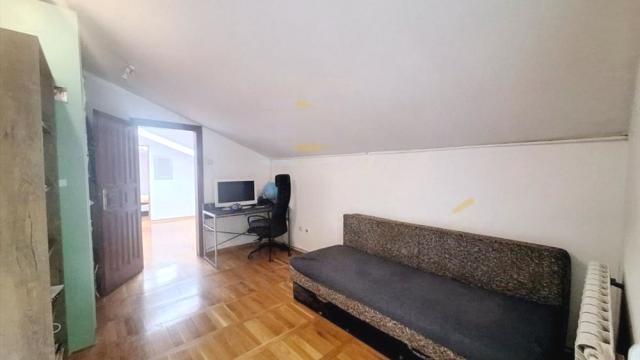 Kuća, četvorosoban, Prodaja, 108m2, Učiteljsko naselje, Zvezdara, Uciteljsko Naselje