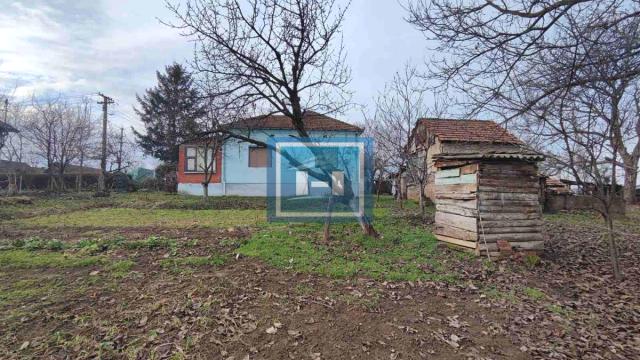 Kuća, Dvosoban, Prodaja, 72m2, Majur, Okolno mesto, Jagodina