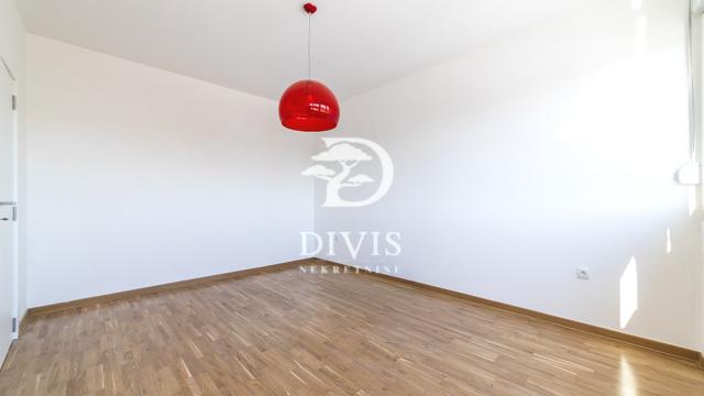 Stan, četvorosoban, Prodaja, 106m2, Gandijeva