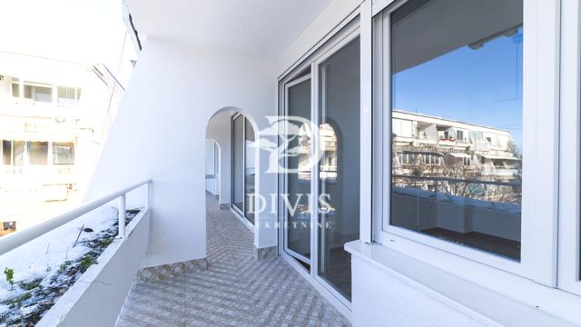 Stan, četvorosoban, Prodaja, 106m2, Gandijeva