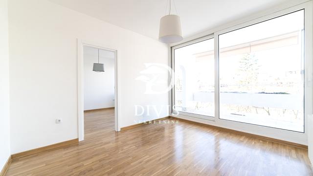 Stan, četvorosoban, Prodaja, 106m2, Gandijeva