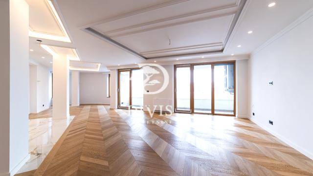 Stan, Trosoban, Prodaja, 198m2, Stojana Protića