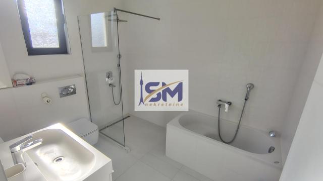 Stan, četvorosoban, Izdavanje, 280m2, Višnjica, Palilula, Maršala Tita