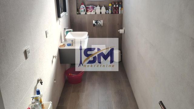 Stan, četvorosoban, Izdavanje, 280m2, Višnjica, Palilula, Maršala Tita