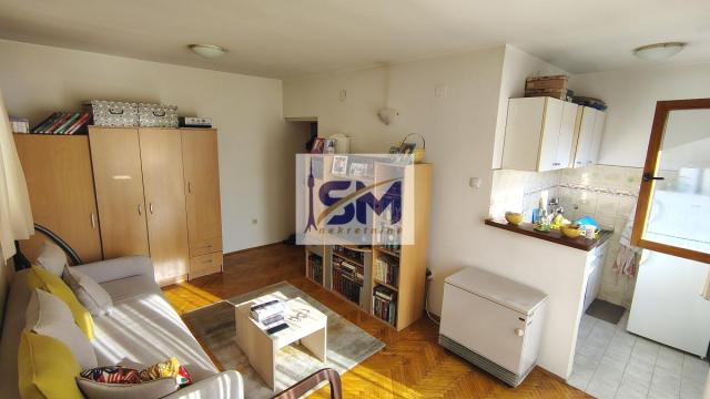 Stan, Garsonjera, Prodaja, 28m2, Medaković 1, Voždovac, Ignjata joba