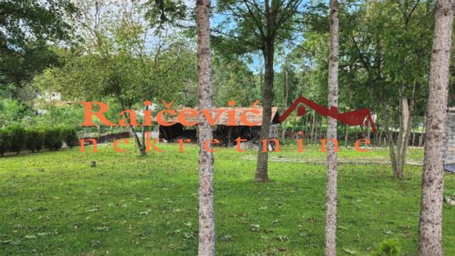 Kuća, Petosoban, Prodaja, 200m2, Ripanj, Voždovac, Put za Petrino brdo