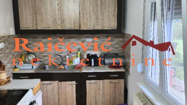 Kuća, Petosoban, Prodaja, 200m2, Ripanj, Voždovac, Put za Petrino brdo