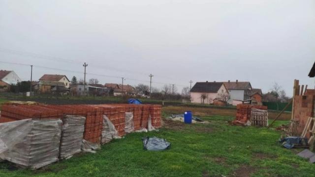 Kuća, Dvosoban, Prodaja, 70m2, Lazarevo, Okolno mesto, Save Kovacevica