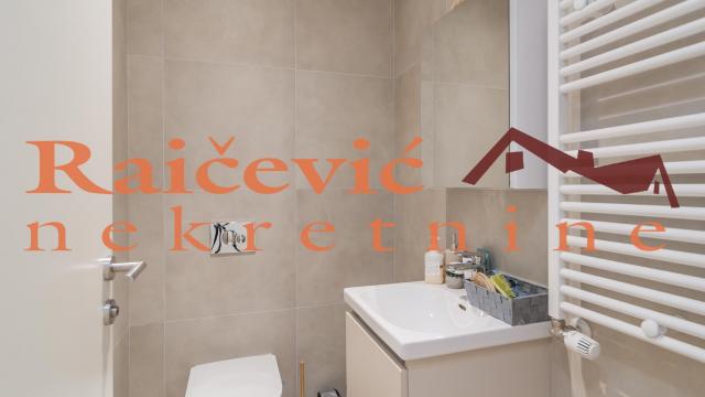 Stan, četvorosoban, Prodaja, 110m2, Beograd na vodi, Savski venac, Luke Celovica Trebinjca