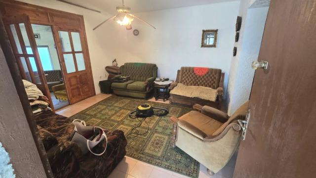 Kuća, Petosoban i veći, Prodaja, 294m2, Majur, Okolno mesto, Majur