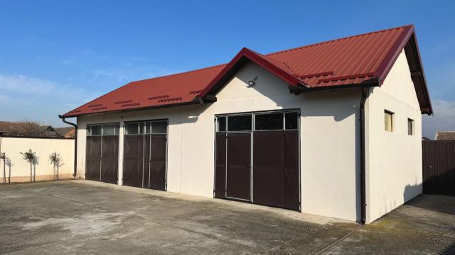 Kuća, četvorosoban, Prodaja, 129m2, Kukujevci, Okolno mesto, Kukujevci