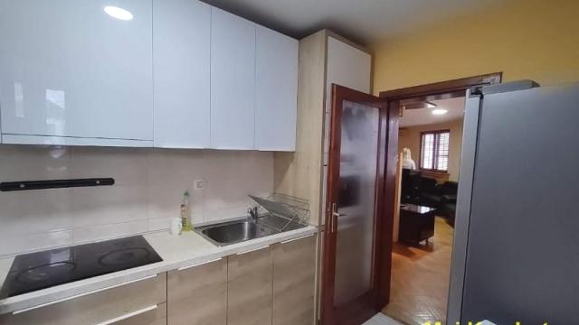 Stan, četvorosoban, Izdavanje, 160m2, Palata pravde, Savski venac, Durmitorska