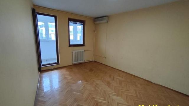 Stan, četvorosoban, Izdavanje, 160m2, Palata pravde, Savski venac, Durmitorska