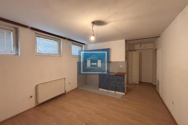 prodaja, stanova,
centar-grad-jagodina, 1027654, jednoiposoban