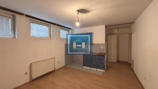 Stan, Jednoiposoban, Prodaja, 42m2, Centar, Gradska lokacija, Jagodina