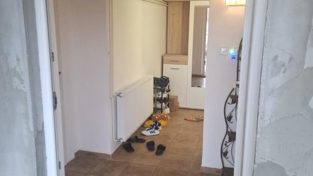 Kuća, Trosoban, Prodaja, 90m2, Novi Becej