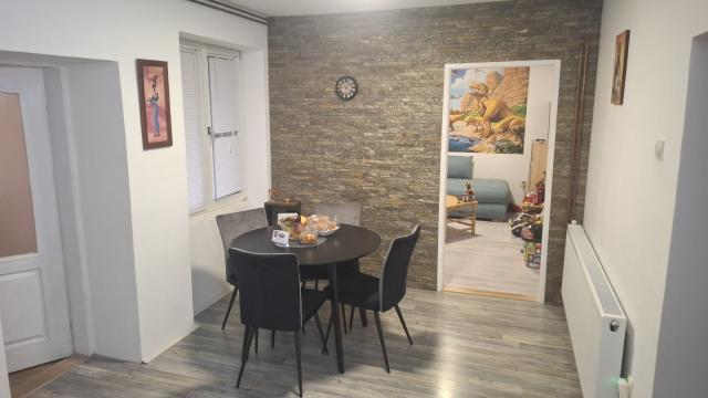 Kuća, Trosoban, Prodaja, 90m2, Novi Becej