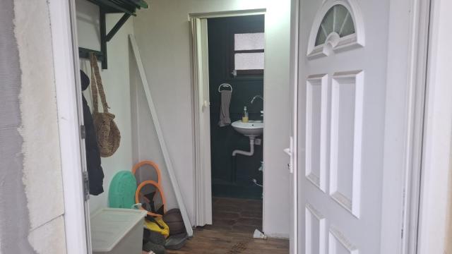 Kuća, Trosoban, Prodaja, 90m2, Novi Becej