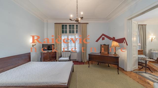 Stan, četvoroiposoban, Prodaja, 120m2, Centar, Stari grad, Hilandarska