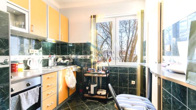 Stan, Dvoiposoban, Prodaja, 46m2, Pregrevica, Zemun, Cara Dušana