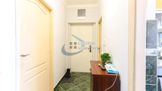 Stan, Dvoiposoban, Prodaja, 46m2, Pregrevica, Zemun, Cara Dušana