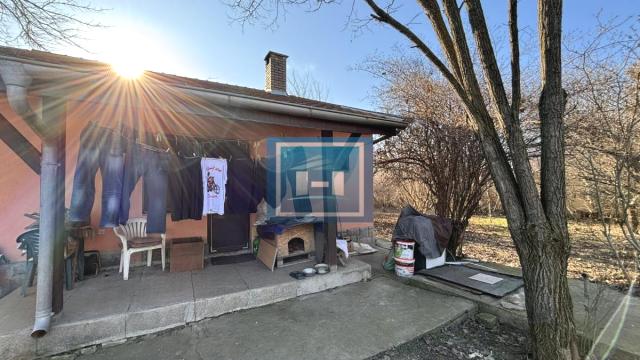 Kuća, Trosoban, Prodaja, 120m2, Kupusara, Gradska lokacija, Jagodina