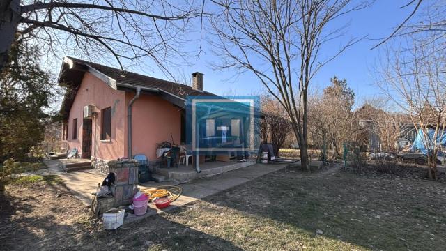 Kuća, Trosoban, Prodaja, 120m2, Kupusara, Gradska lokacija, Jagodina