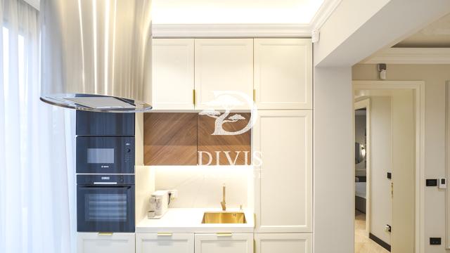 Stan, četvorosoban, Izdavanje, 100m2, Krunska