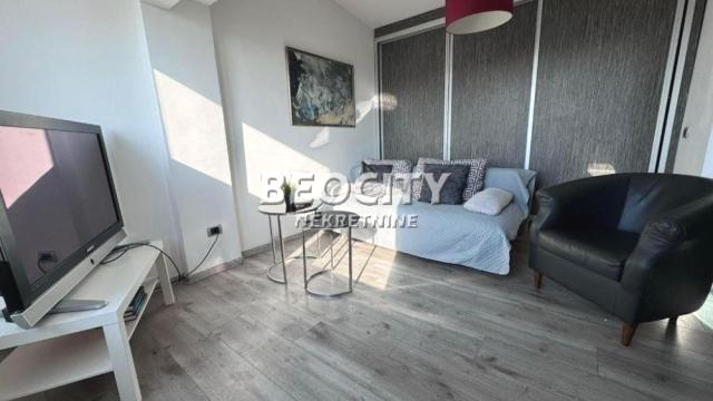 Stan, Trosoban, Prodaja, 57m2, Terazije, Stari grad, Kraljice Natalije