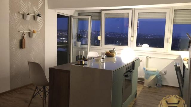 Stan, Dvosoban, Izdavanje, 60m2, Blok 70 (kineski tržni centar), Novi Beograd, Jurija Gagarina