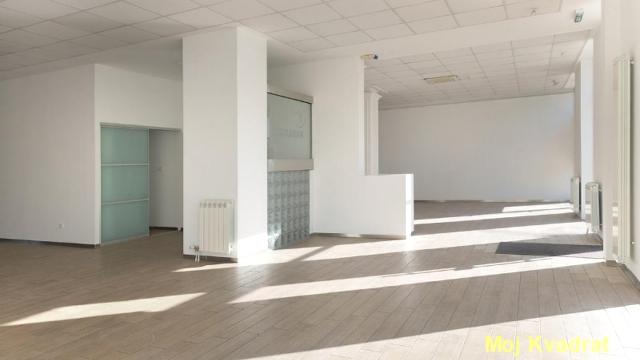Poslovni prostor, Izdavanje, 180m2, Djeram pijaca, Zvezdara, Dimitrija Tucovića