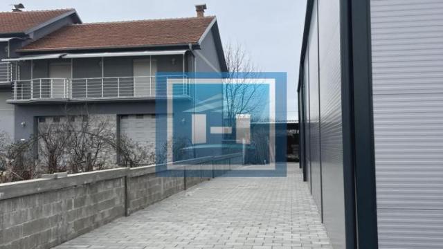 Poslovni prostor, Izdavanje, 300m2, Okolno mesto, Paraćin