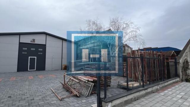 Poslovni prostor, Izdavanje, 300m2, Okolno mesto, Paraćin