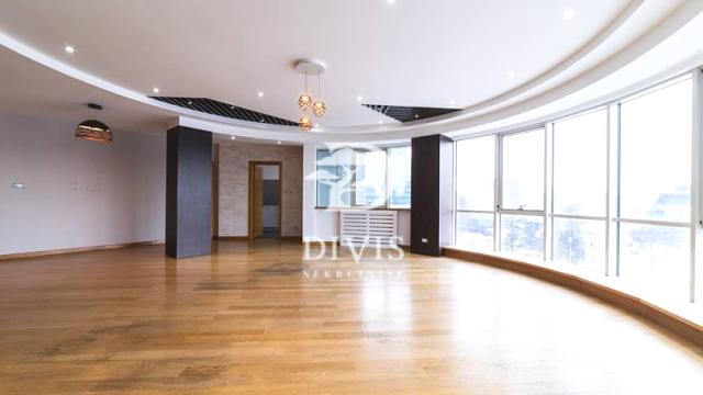 Stan, Petosoban, Prodaja, 195m2, Milentija Popovića