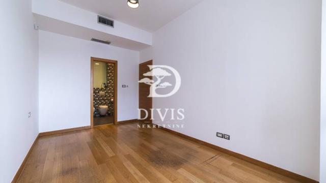 Stan, Petosoban, Prodaja, 195m2, Milentija Popovića