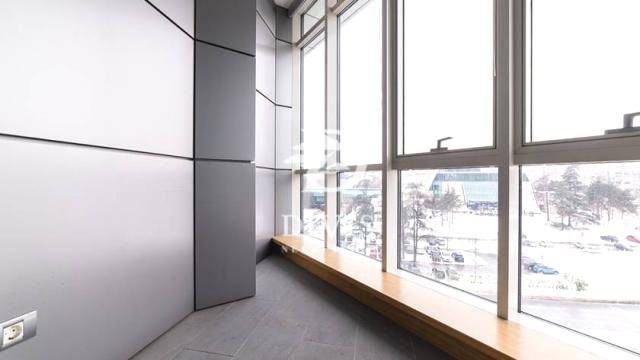 Stan, Petosoban, Prodaja, 195m2, Milentija Popovića