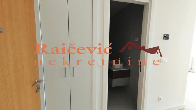 Stan, Garsonjera, Prodaja, 32m2, Beograd na vodi, Savski venac, Kraljice Drage Obrenovic