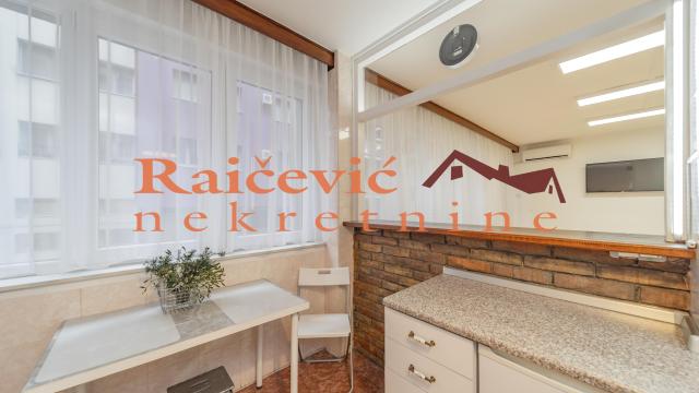 Poslovni prostor, Dvosoban, Izdavanje, 58m2, Kalenić pijaca, Vračar, Milesevska