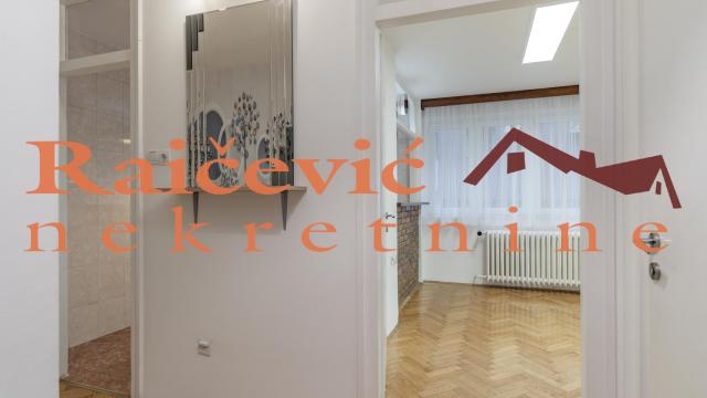 Poslovni prostor, Dvosoban, Izdavanje, 58m2, Kalenić pijaca, Vračar, Milesevska