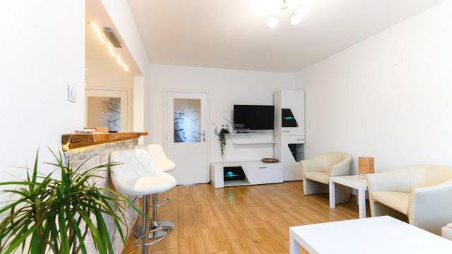 Stan, Trosoban, Prodaja, 82m2, Dušanovac, Voždovac, Kumodraška