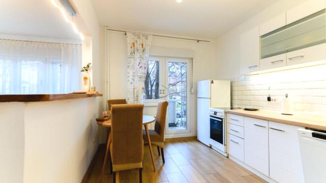 Stan, Trosoban, Izdavanje, 85m2, Dušanovac, Voždovac, Kumodraška