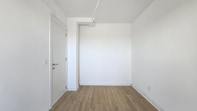 Stan, Trosoban, Prodaja, 85m2, Živka Petrovića