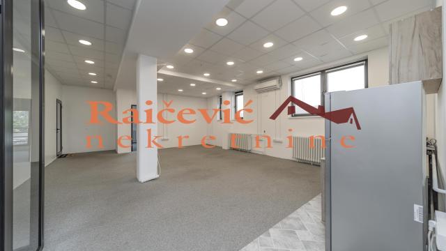 Poslovni prostor, Petosoban, Izdavanje, 200m2, Voždovac, Deli Radivoja