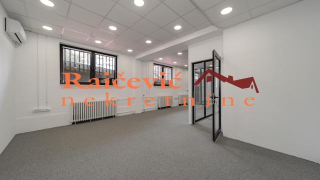Poslovni prostor, Petosoban, Izdavanje, 200m2, Voždovac, Deli Radivoja