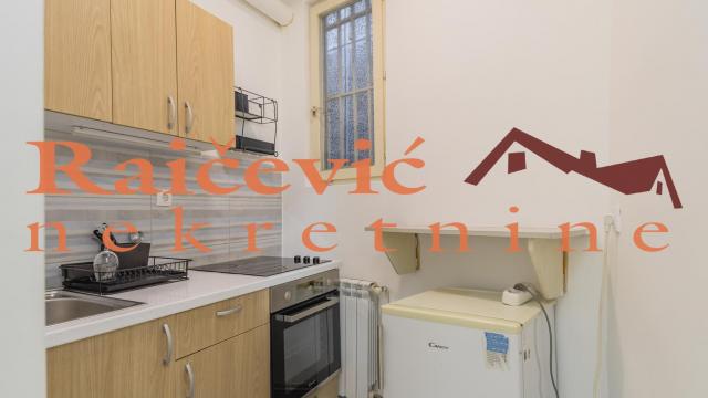 Stan, Jednosoban, Izdavanje, 55m2, Centar, Stari grad, Kosovska