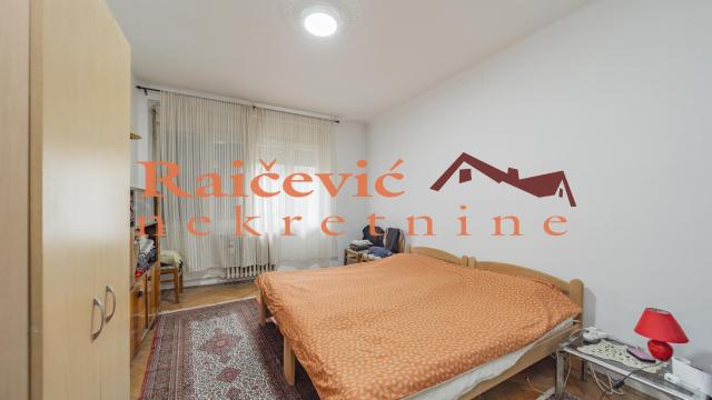 Stan, Dvosoban, Prodaja, 65m2, Centar, Zemun, Vrtlarska