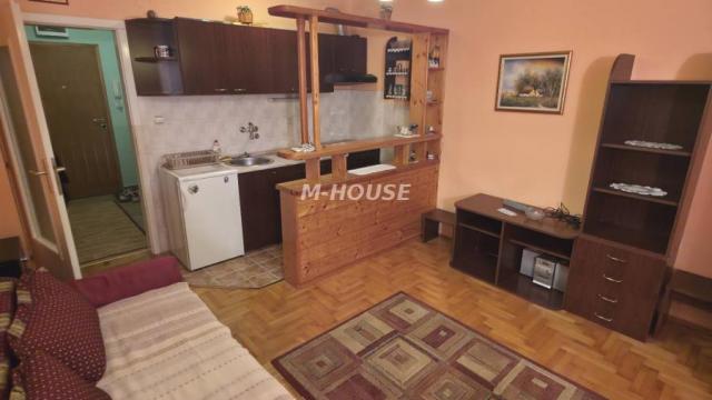 Stan, Garsonjera, Prodaja, 32m2, Selenča, Gradska lokacija, Sombor