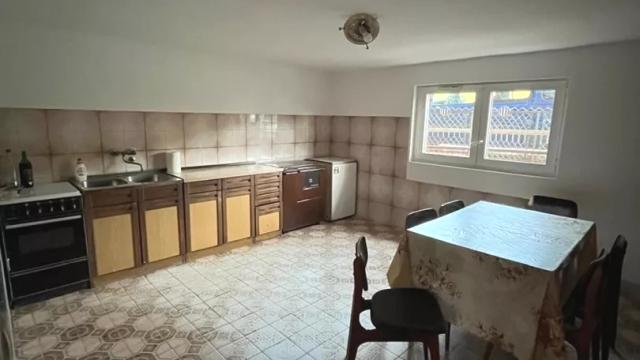 Kuća, Petosoban, Prodaja, 140m2, Veliko selo, Palilula, Teslina 61