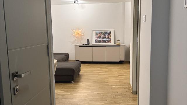 Stan, četvorosoban, Izdavanje, 90m2, Kotež 2, Gradska lokacija, Kikindska