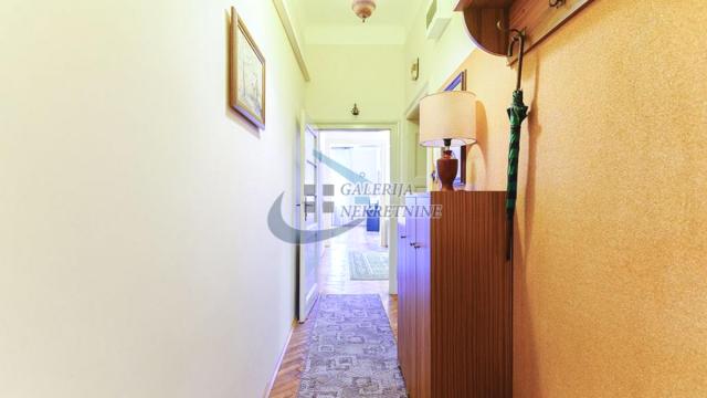 Stan, četvoroiposoban, Prodaja, 113m2, Andrićev venac, Stari grad, Kneza Miloša